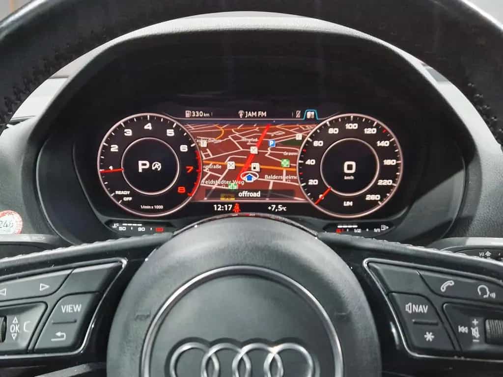 Audi Q2 Sport ultra|AUTOM|PANO|NAVI|LM FELGEN 04/2018-photo-15