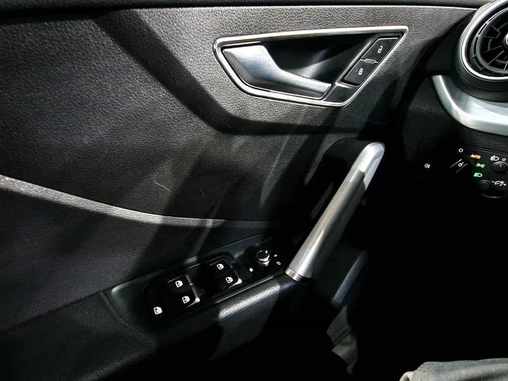 Audi Q2 Sport ultra|AUTOM|PANO|NAVI|LM FELGEN 04/2018-photo-20