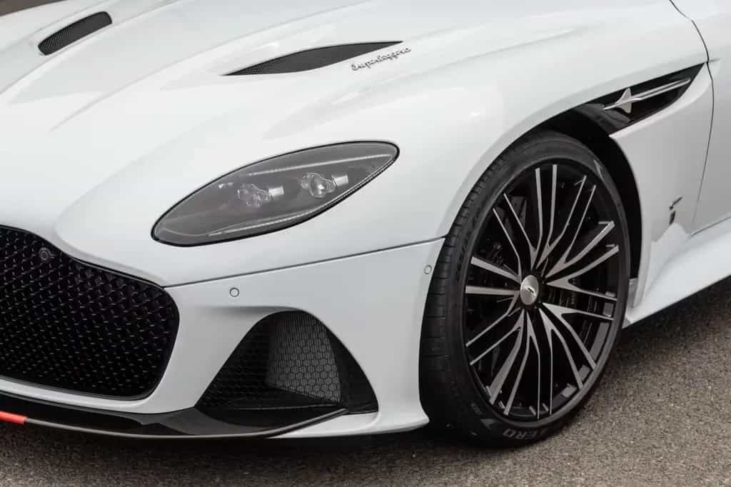 Aston Martin DBS Superleggera Concorde Edition 01/2019-photo-11
