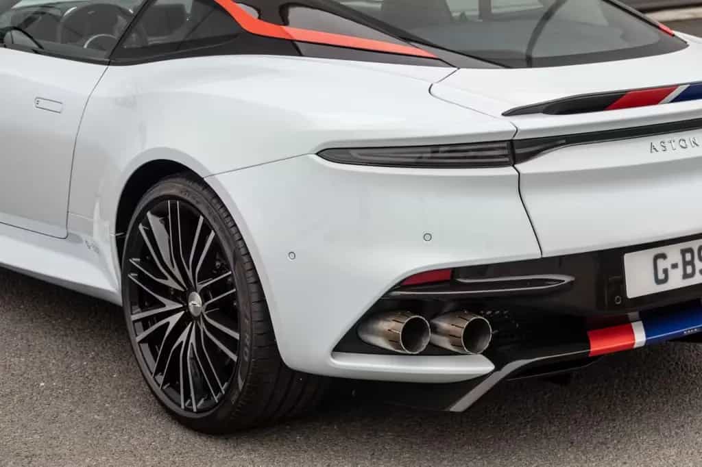 Aston Martin DBS Superleggera Concorde Edition 01/2019-photo-14