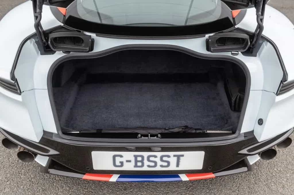 Aston Martin DBS Superleggera Concorde Edition 01/2019-photo-28