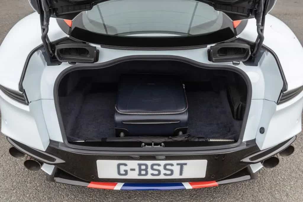 Aston Martin DBS Superleggera Concorde Edition 01/2019-photo-29