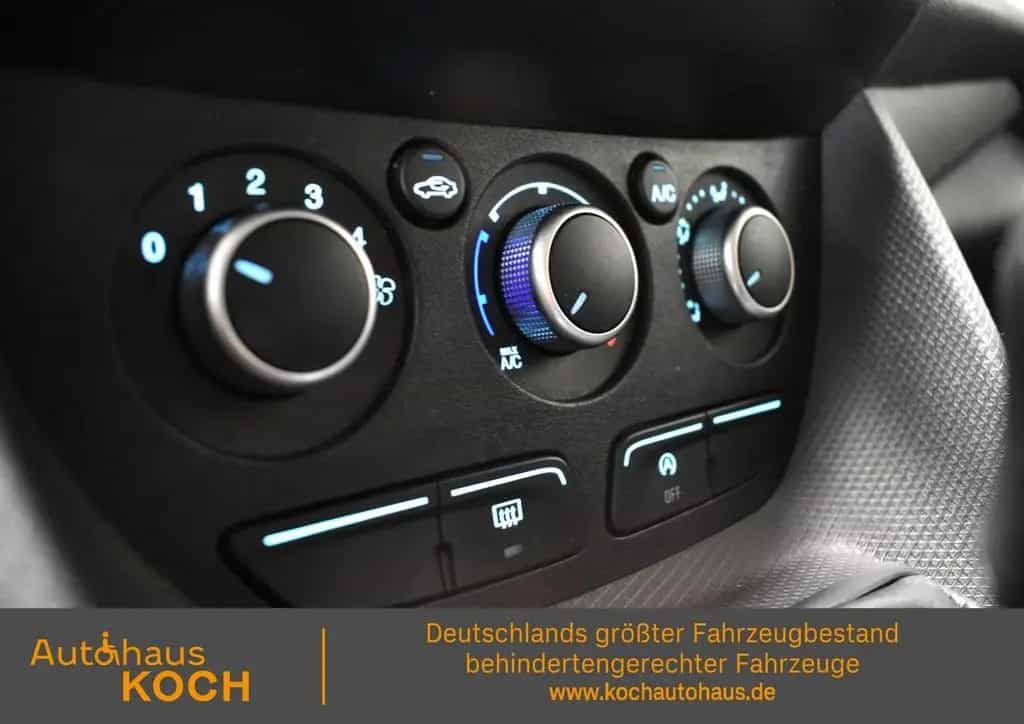 Ford Tourneo Connect rollstuhlgerecht 11/2016-photo-12