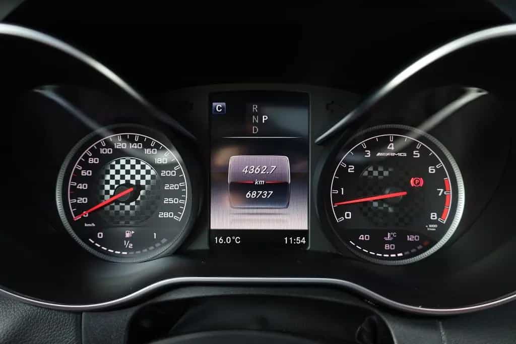 Mercedes-Benz C-Class AMG 4MATIC/360*/PANO/Burmester/SHZ/TOTW/R20 07/2017-photo-11