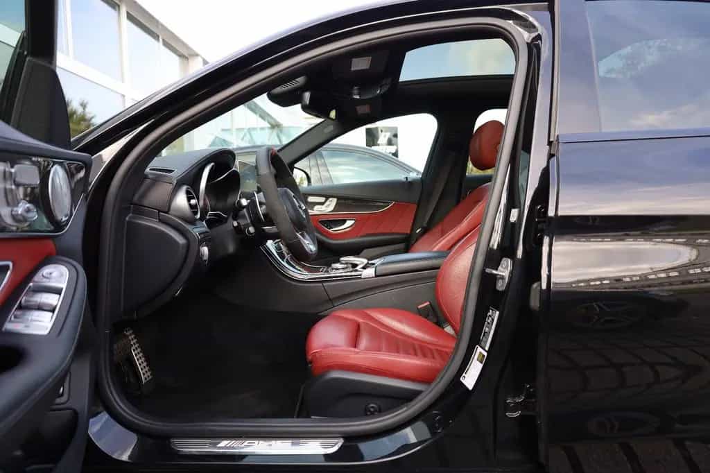 Mercedes-Benz C-Class AMG 4MATIC/360*/PANO/Burmester/SHZ/TOTW/R20 07/2017-photo-7