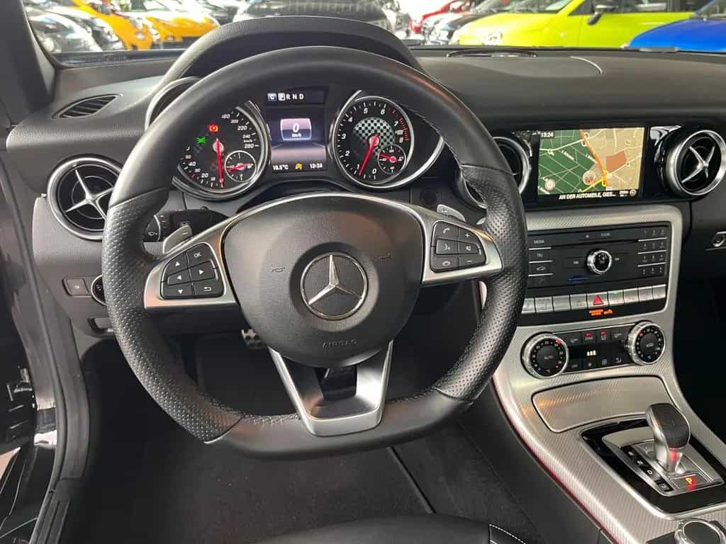 Mercedes-Benz SLC-Class 300 AMG-LINE LED NAVI ALU AIRSCRAF 12/2016-photo-11