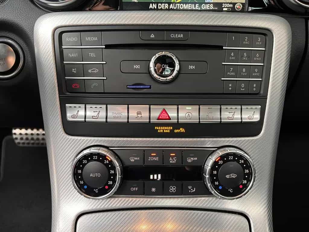 Mercedes-Benz SLC-Class 300 AMG-LINE LED NAVI ALU AIRSCRAF 12/2016-photo-14