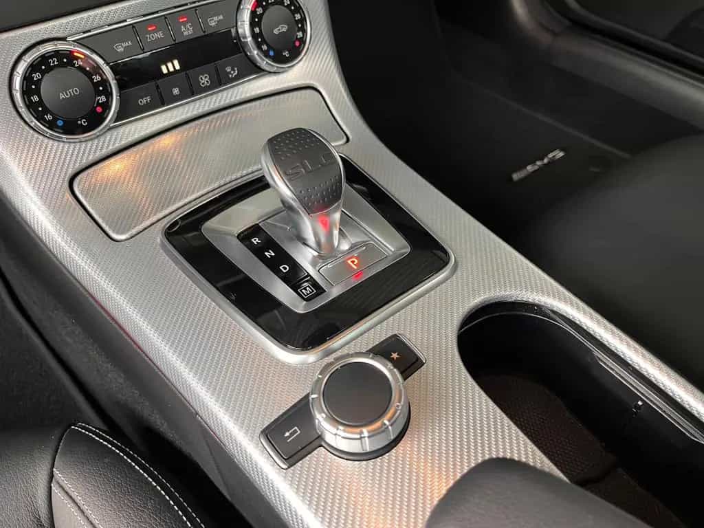Mercedes-Benz SLC-Class 300 AMG-LINE LED NAVI ALU AIRSCRAF 12/2016-photo-15