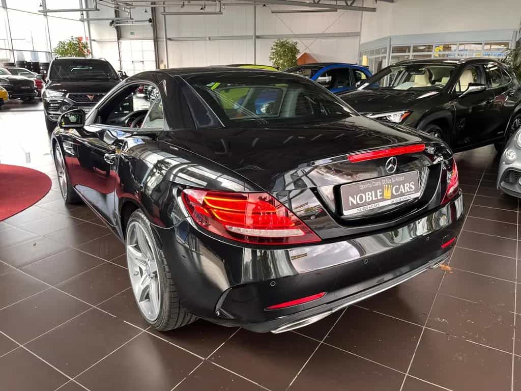 Mercedes-Benz SLC-Class 300 AMG-LINE LED NAVI ALU AIRSCRAF 12/2016-photo-4