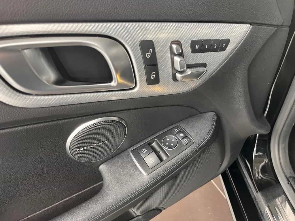Mercedes-Benz SLC-Class 300 AMG-LINE LED NAVI ALU AIRSCRAF 12/2016-photo-9