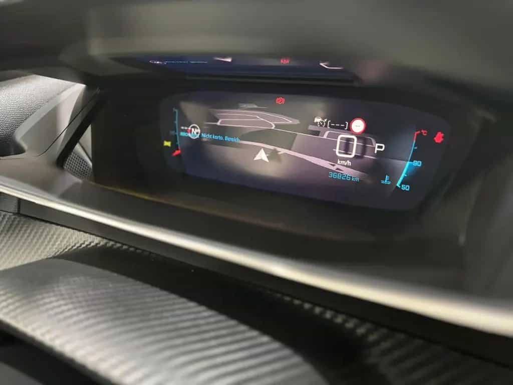 Peugeot 2008 1.2 GT Automatik|Leder|Navi|Kamera|Klimaaut 04/2020-photo-17
