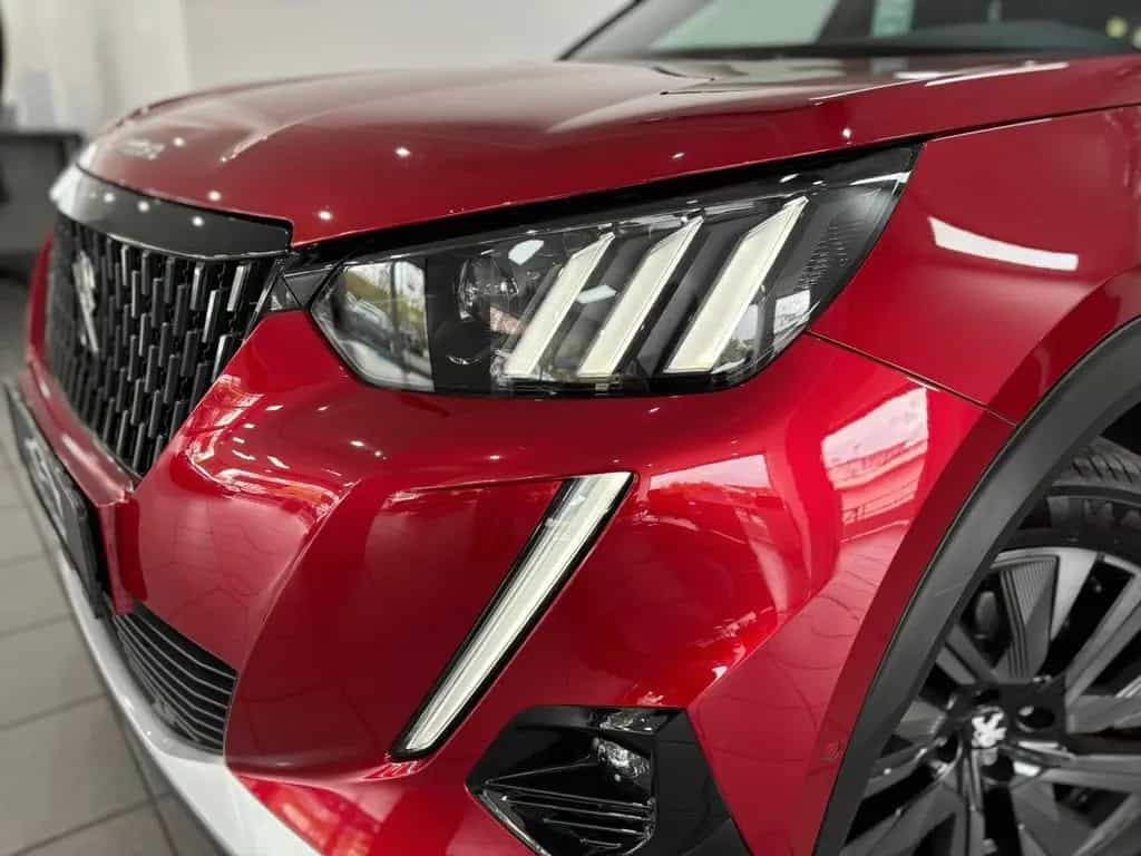 Peugeot 2008 1.2 GT Automatik|Leder|Navi|Kamera|Klimaaut 04/2020-photo-1