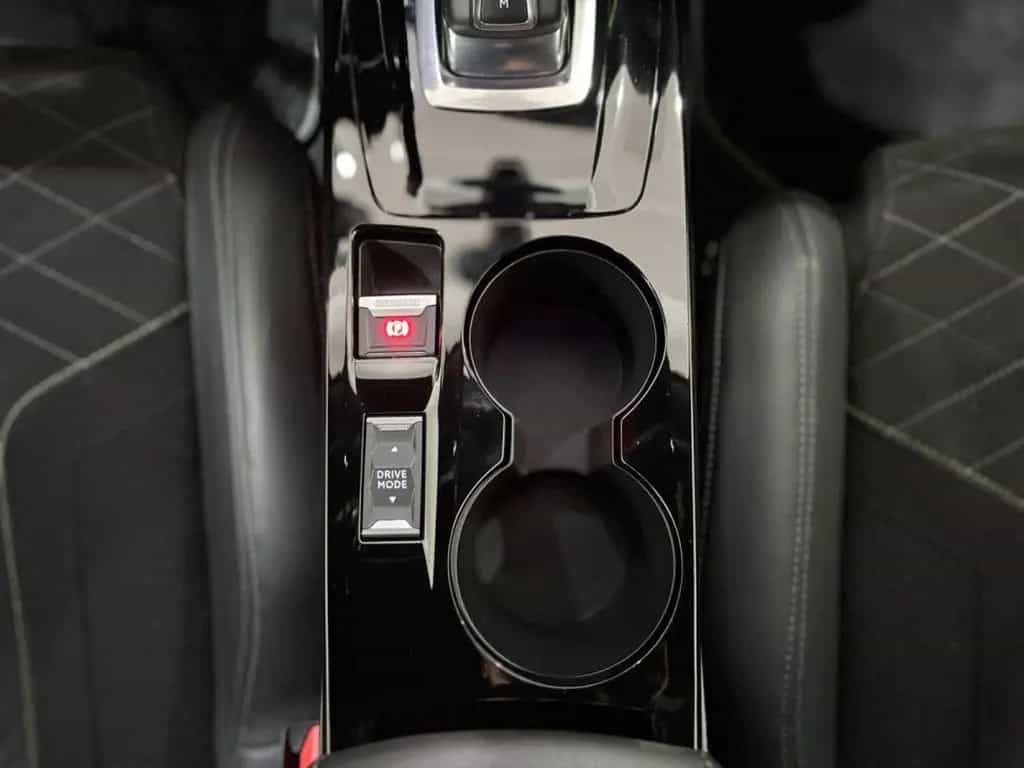 Peugeot 2008 1.2 GT Automatik|Leder|Navi|Kamera|Klimaaut 04/2020-photo-26