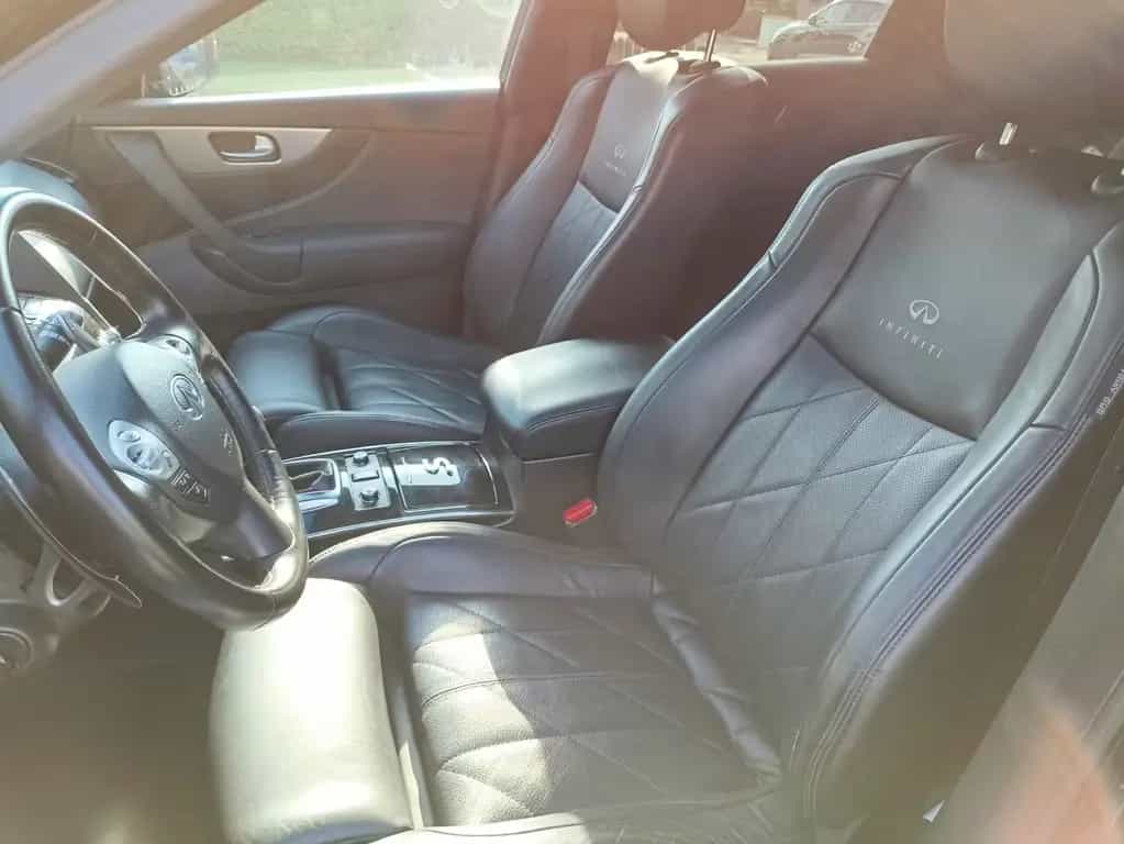 Infiniti QX70 S Premium AWD 3.0d 04/2013-photo-5