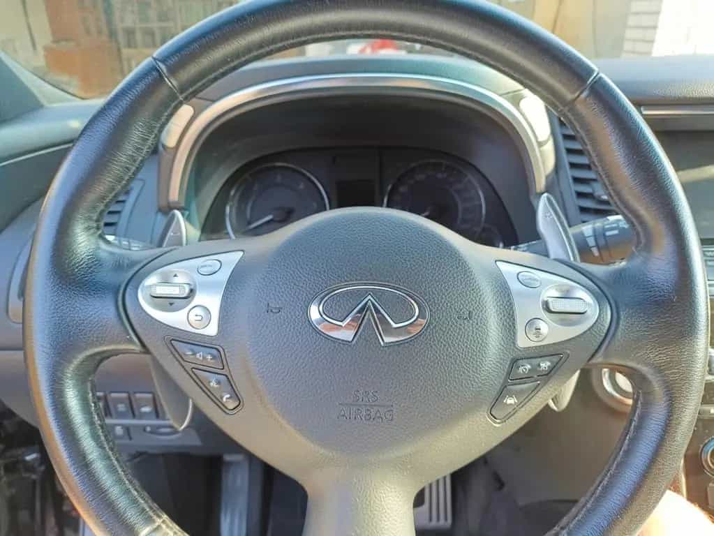 Infiniti QX70 S Premium AWD 3.0d 04/2013-photo-9