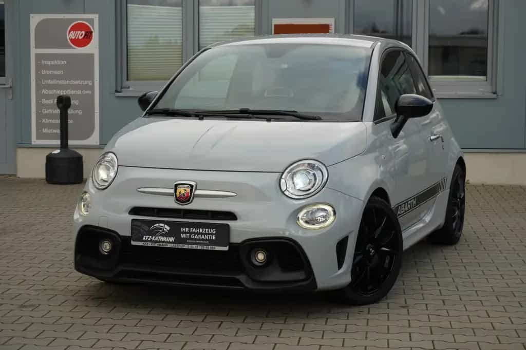 Abarth 595 Turismo *Xenon*Navi*Leder*DAB*PDC* 05/2017-photo-0