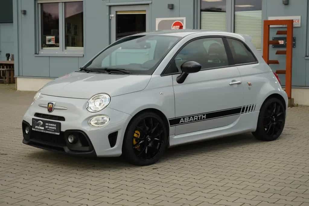 Abarth 595 Turismo *Xenon*Navi*Leder*DAB*PDC* 05/2017-photo-1