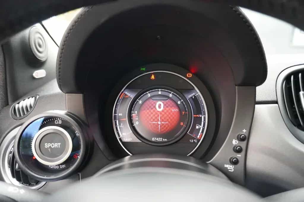 Abarth 595 Turismo *Xenon*Navi*Leder*DAB*PDC* 05/2017-photo-18