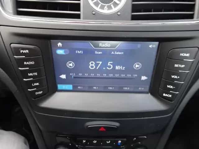 BAIC Senova X55 Comfort 136PS Klima AHK 11/2017-photo-25