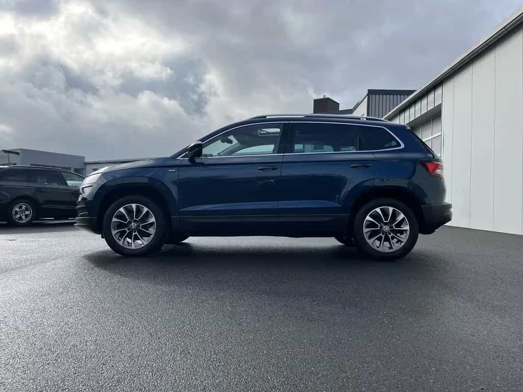 Skoda Karoq 2.0 TDI DSG 4x4 Clever PANO 4xSHZ VirtCock 08/2021-photo-1