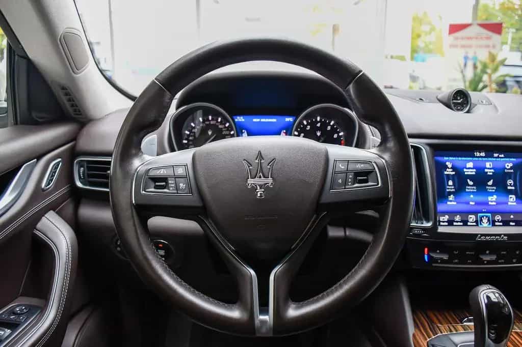 Maserati Levante S Benzin 3.0 V6 Alcantara 360° 08/2017-photo-14