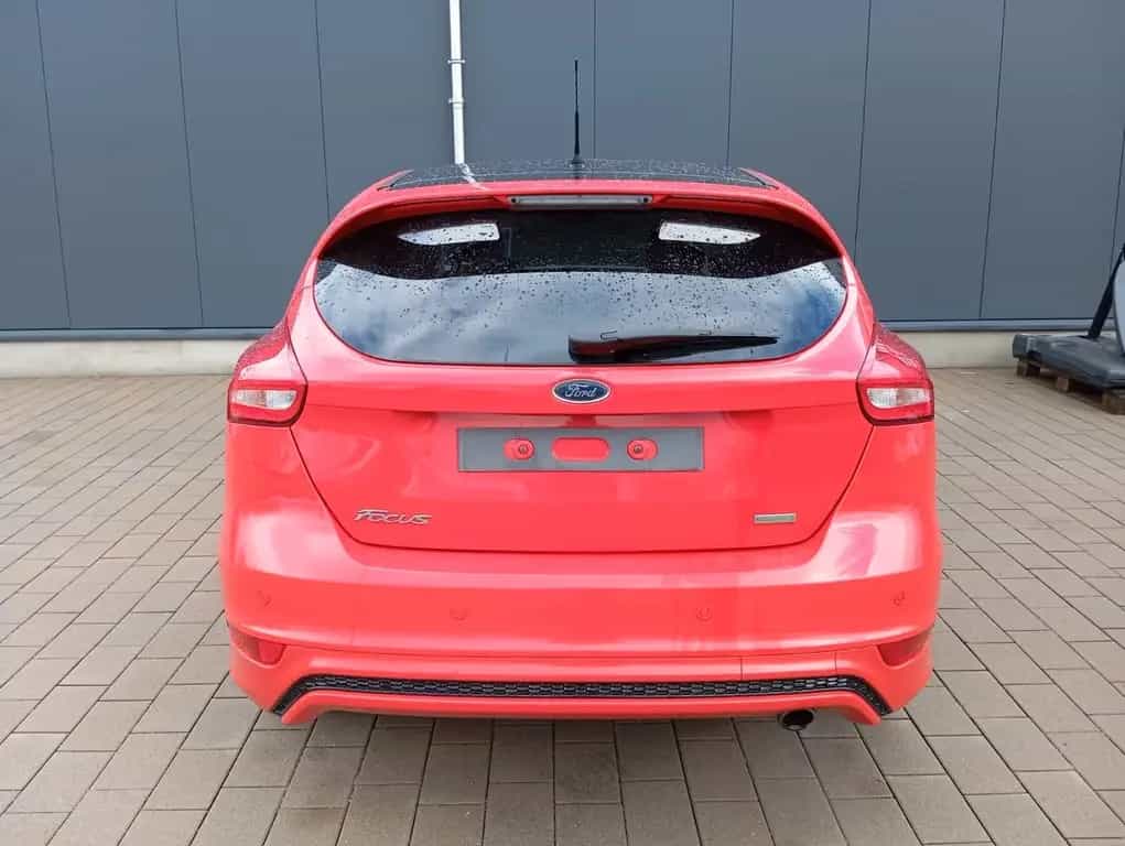 Ford Focus Lim. Sport*TOP Gepflegt* 02/2016-photo-3
