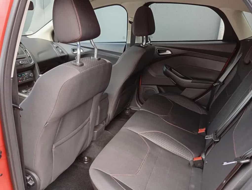 Ford Focus Lim. Sport*TOP Gepflegt* 02/2016-photo-6