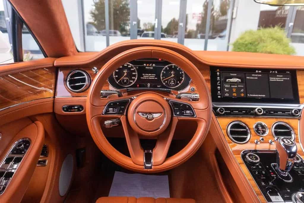 Bentley Continental GT _V8_Centenary-100 Years_Warranty 02/2020-photo-15