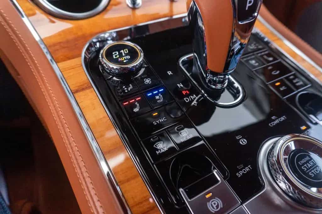 Bentley Continental GT _V8_Centenary-100 Years_Warranty 02/2020-photo-29