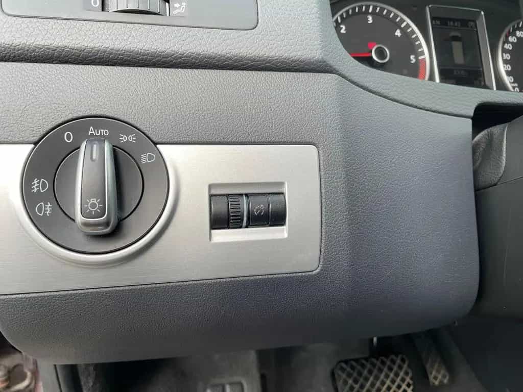 Volkswagen Transporter Multivan Highline 4M LEDER AHK MFL 05/2013-photo-33