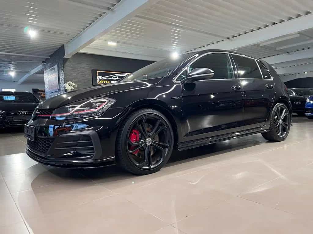 Volkswagen Golf 2.0TSI DSG GTI TCR AKRAPOVIC LED ACC NAVI 01/2020-photo-2
