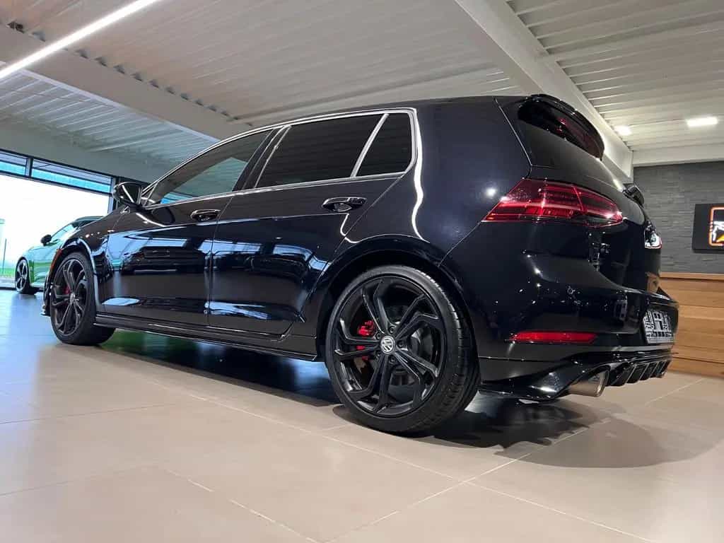 Volkswagen Golf 2.0TSI DSG GTI TCR AKRAPOVIC LED ACC NAVI 01/2020-photo-4