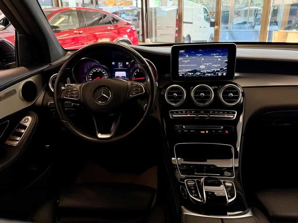 Mercedes-Benz GLC 250 4M EXCLUSIVE LEDER LED COMAND KAMERA PDC 02/2018-photo-16