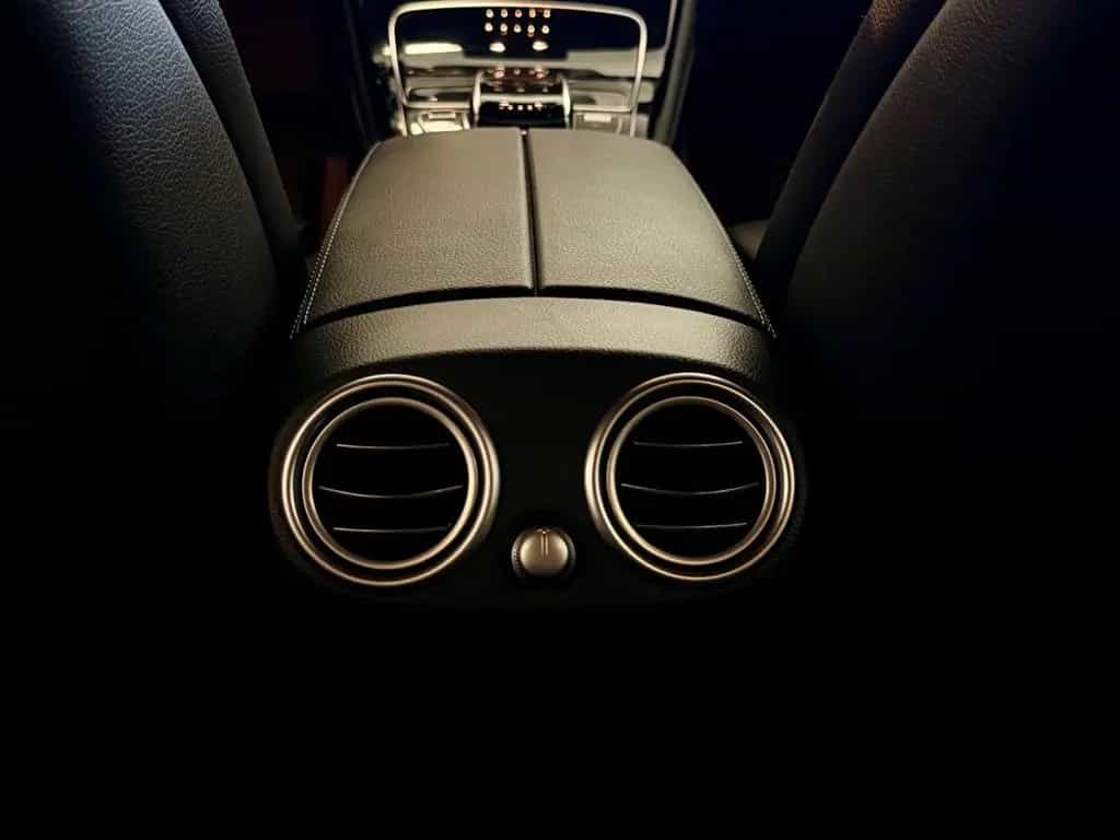 Mercedes-Benz GLC 250 4M EXCLUSIVE LEDER LED COMAND KAMERA PDC 02/2018-photo-19