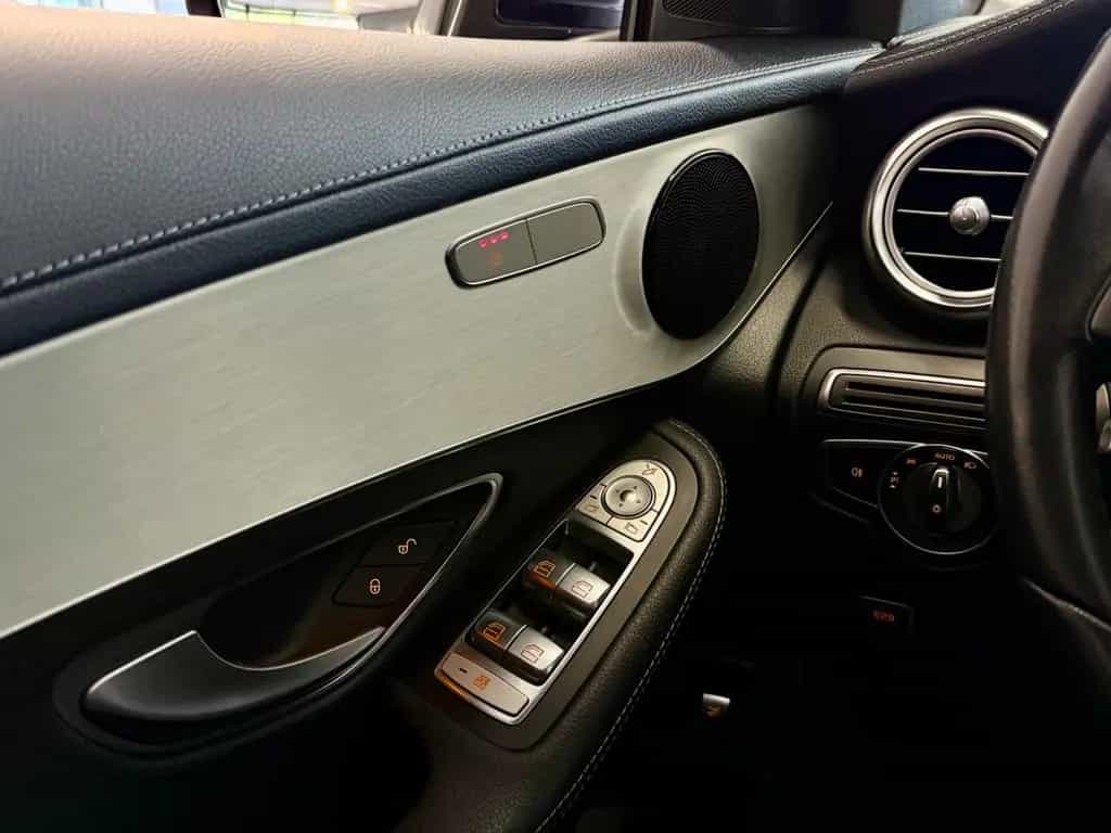 Mercedes-Benz GLC 250 4M EXCLUSIVE LEDER LED COMAND KAMERA PDC 02/2018-photo-42