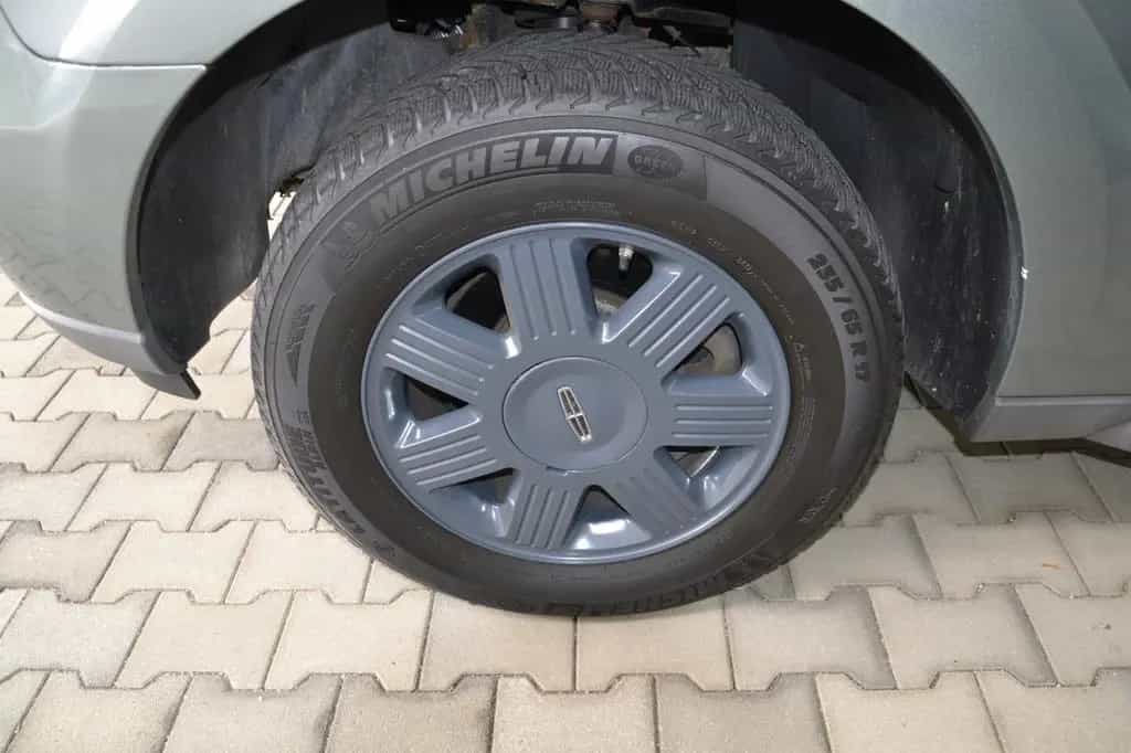 Lincoln Aviator 4.6 V8 RWD*AUTOMATIK*AHK*LEDER*GEPFLEGT* 04/2005-photo-29