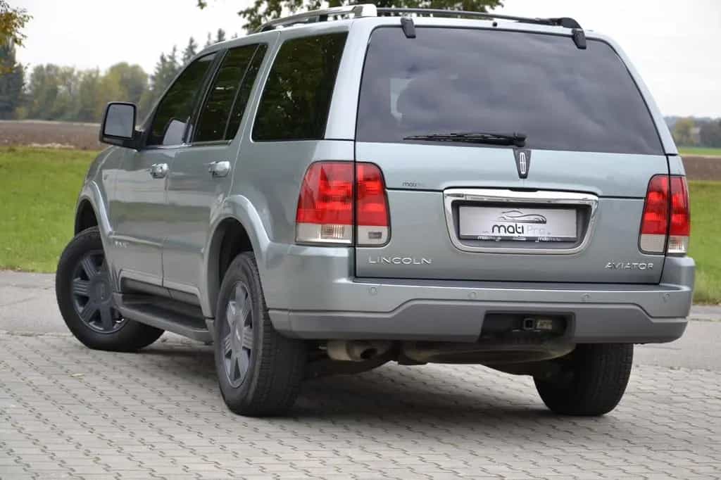 Lincoln Aviator 4.6 V8 RWD*AUTOMATIK*AHK*LEDER*GEPFLEGT* 04/2005-photo-9