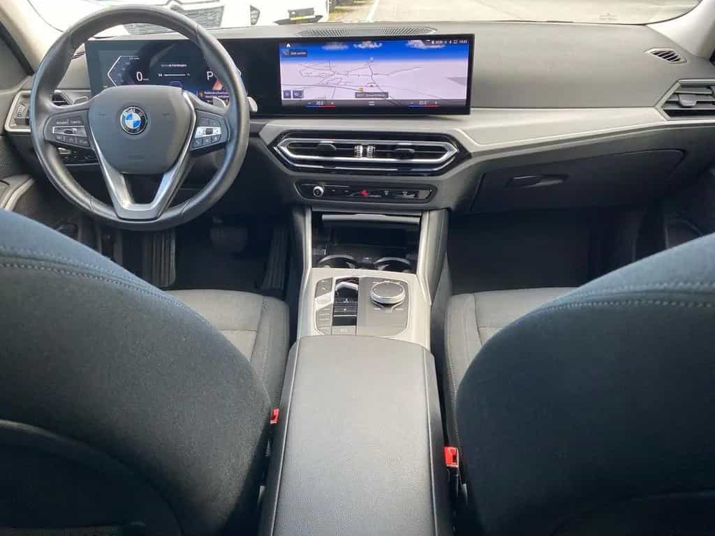 BMW 3 Series 318 d TOURING AUTOMATIK NAVI+KAMERA+SHZ+TEMPOMAT 07/2023-photo-14