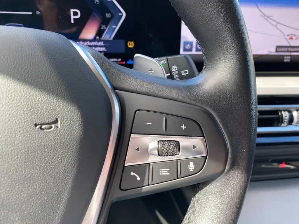 BMW 3 Series 318 d TOURING AUTOMATIK NAVI+KAMERA+SHZ+TEMPOMAT 07/2023-photo-23