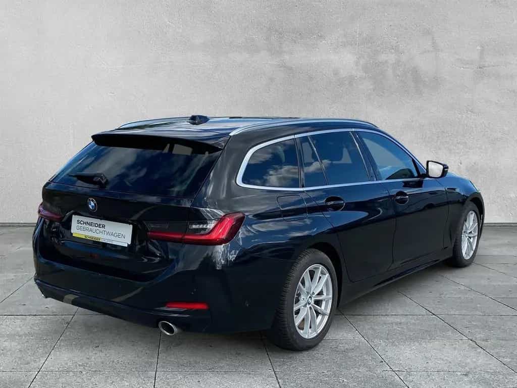BMW 3 Series 318 d TOURING AUTOMATIK NAVI+KAMERA+SHZ+TEMPOMAT 07/2023-photo-5