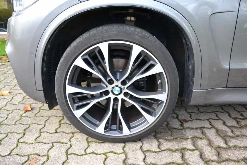 BMW X5 xDrive30d M Sport Sport-Aut.*Pano*AHK*21ZOLL 01/2018-photo-23
