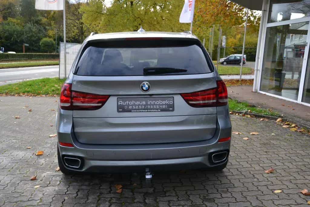 BMW X5 xDrive30d M Sport Sport-Aut.*Pano*AHK*21ZOLL 01/2018-photo-7