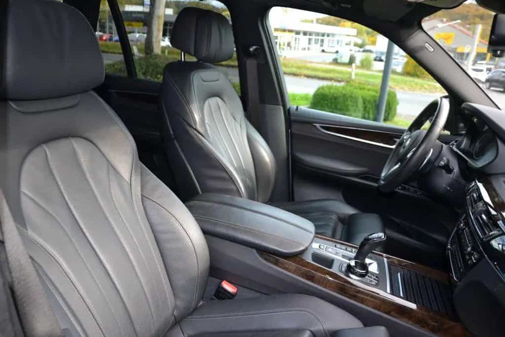 BMW X5 xDrive30d M Sport Sport-Aut.*Pano*AHK*21ZOLL 01/2018-photo-8