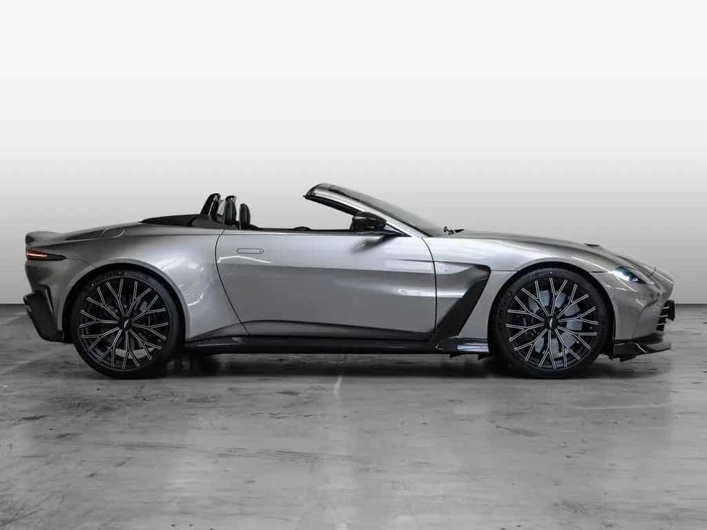 Aston Martin V8 Vantage Vantage V12 Roadster UPE 396.830 Carbon Exterior 06/2024-photo-13