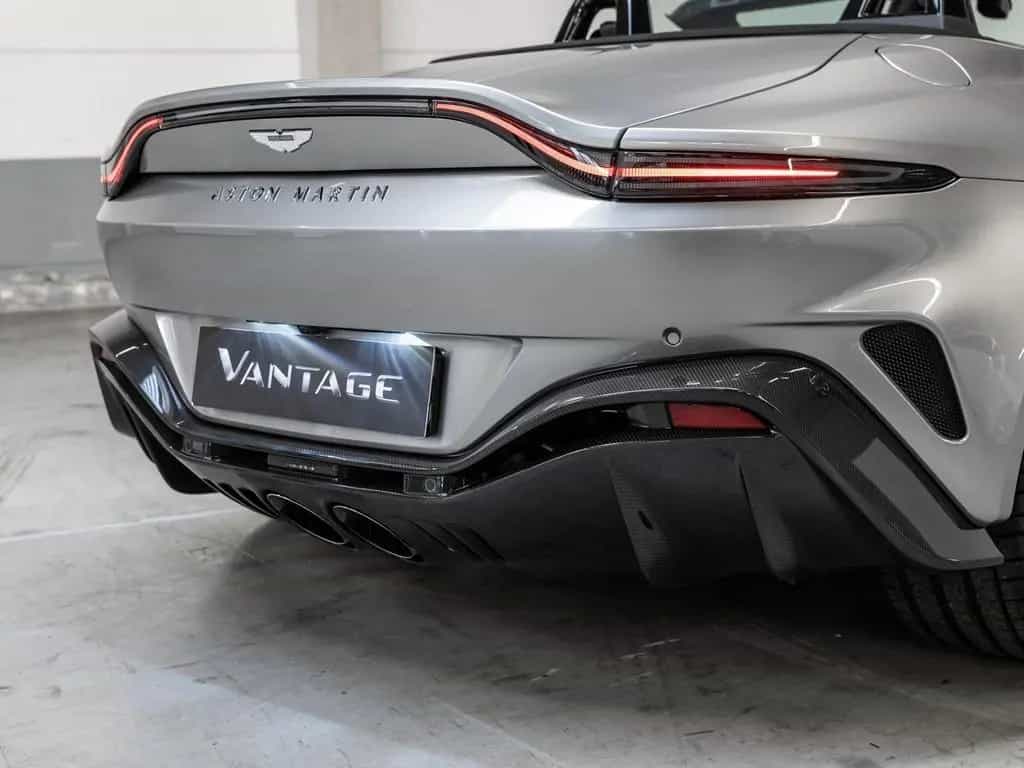 Aston Martin V8 Vantage Vantage V12 Roadster UPE 396.830 Carbon Exterior 06/2024-photo-7