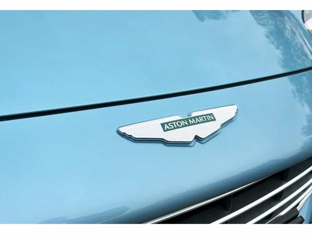 Aston Martin DB12 Volante Carribean Blue Pearl Carbonbremse 03/2024-photo-29