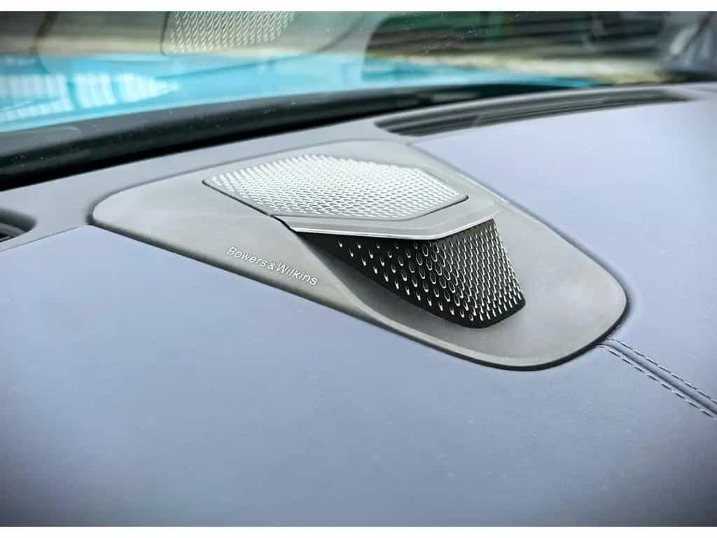 Aston Martin DB12 Volante Carribean Blue Pearl Carbonbremse 03/2024-photo-35