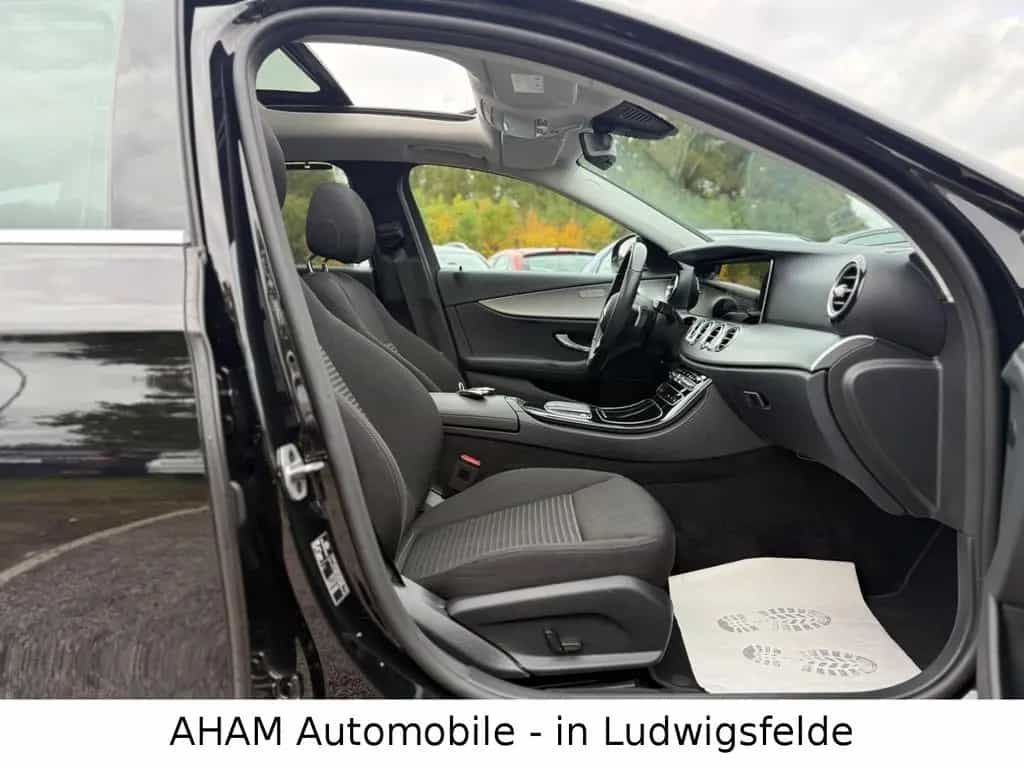 Mercedes-Benz E-Class d Avantgarde|PANO|WIDESCREEN|FACELIFT|TEMP. 05/2021-photo-17