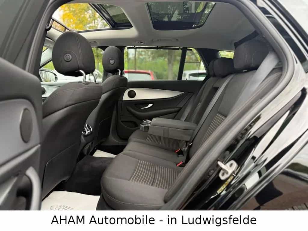 Mercedes-Benz E-Class d Avantgarde|PANO|WIDESCREEN|FACELIFT|TEMP. 05/2021-photo-19
