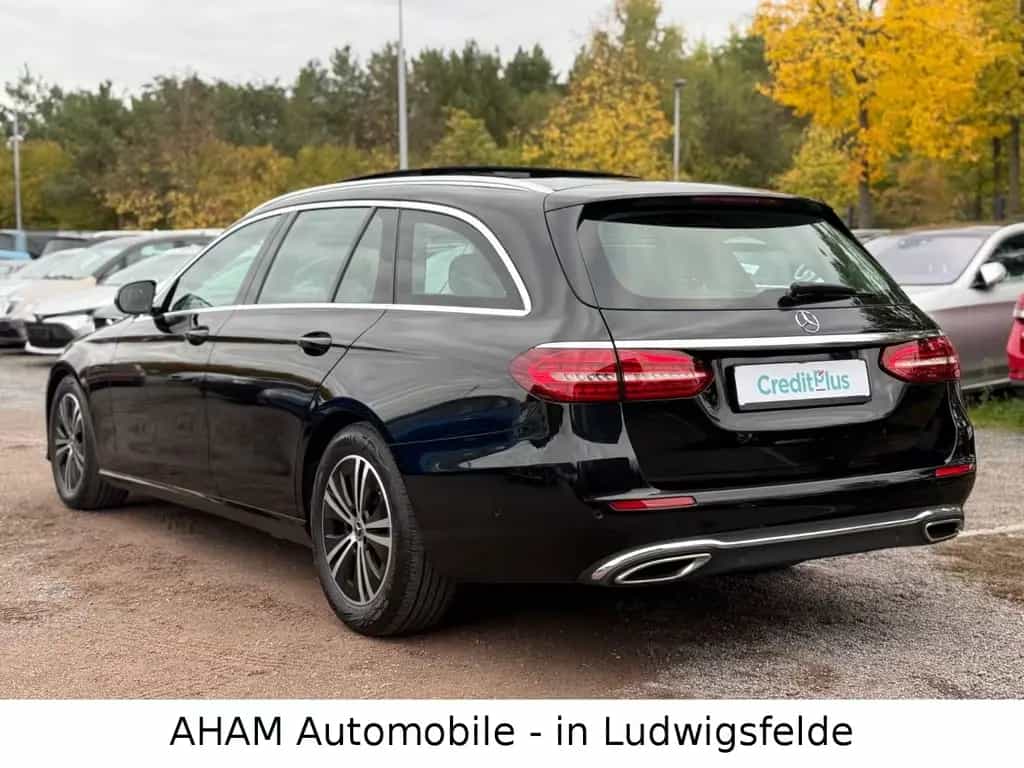 Mercedes-Benz E-Class d Avantgarde|PANO|WIDESCREEN|FACELIFT|TEMP. 05/2021-photo-2